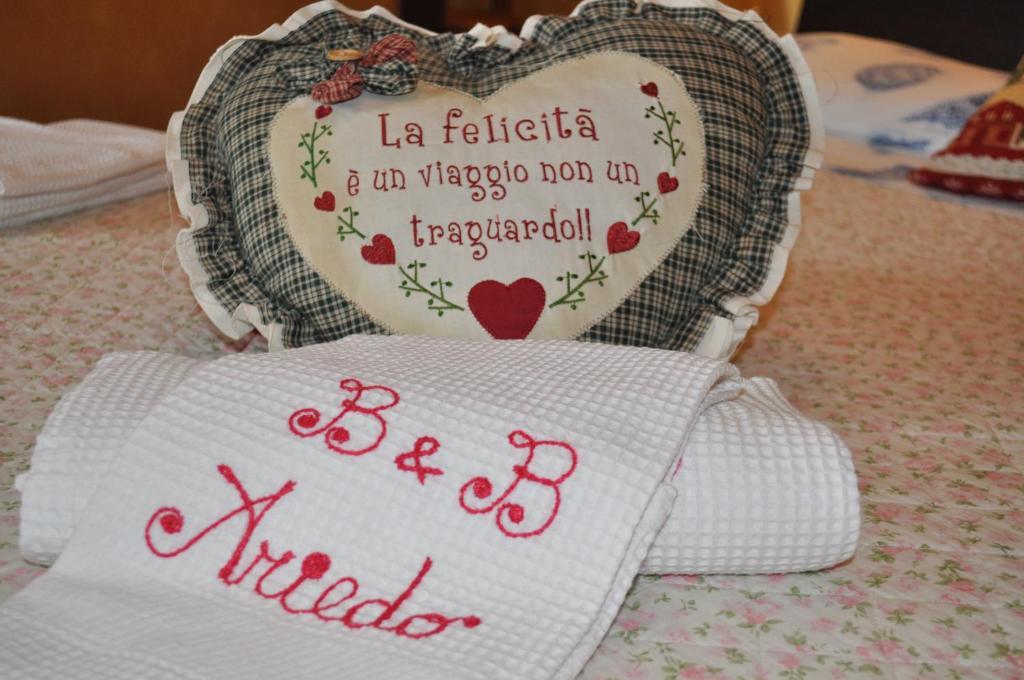 Ariedo Bed And Breakfast Capoterra Quarto foto